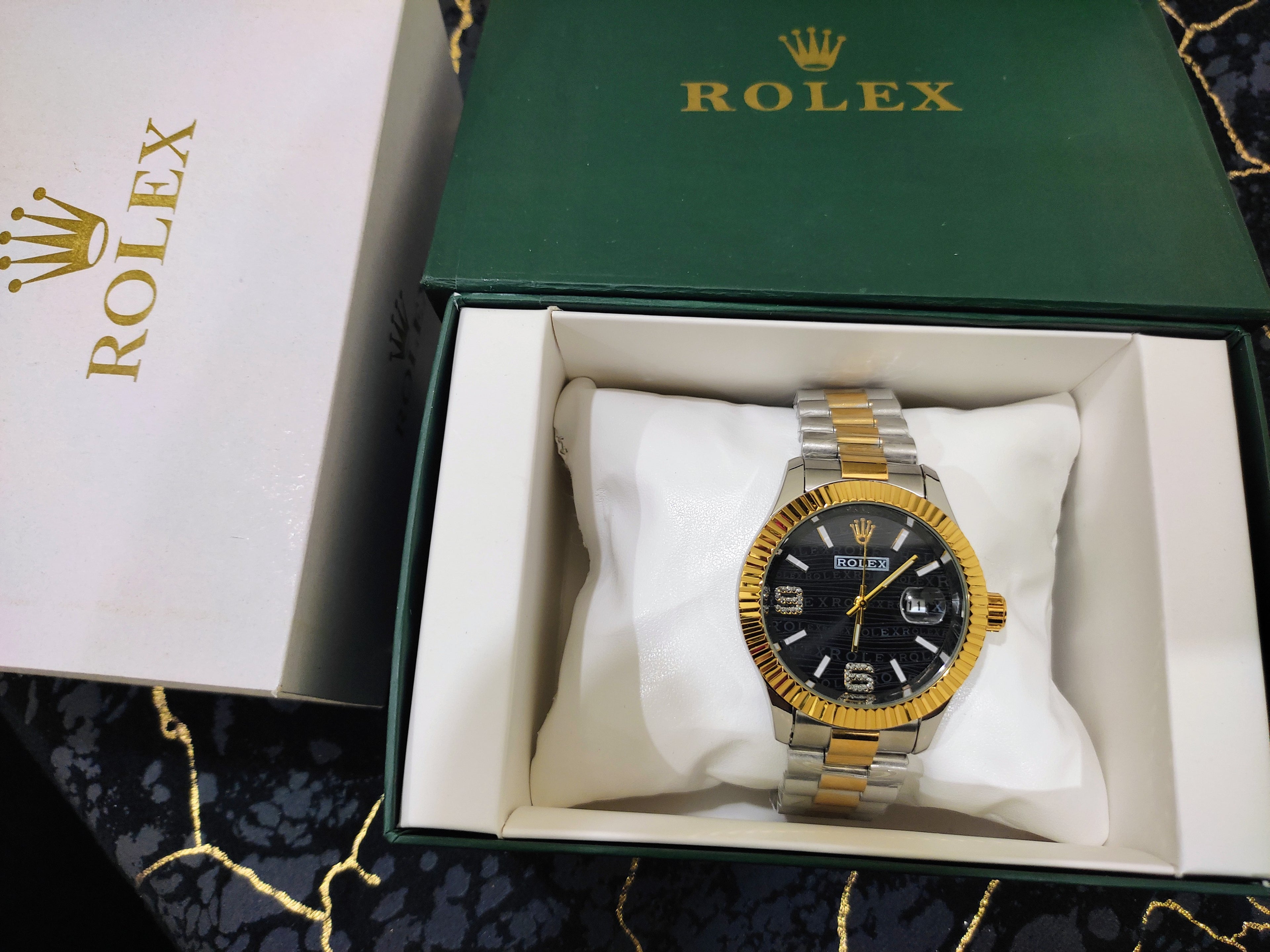 DialKing Diver Pro — Submariner Style Men's Watch | Premium Dive Watch | Pakistan