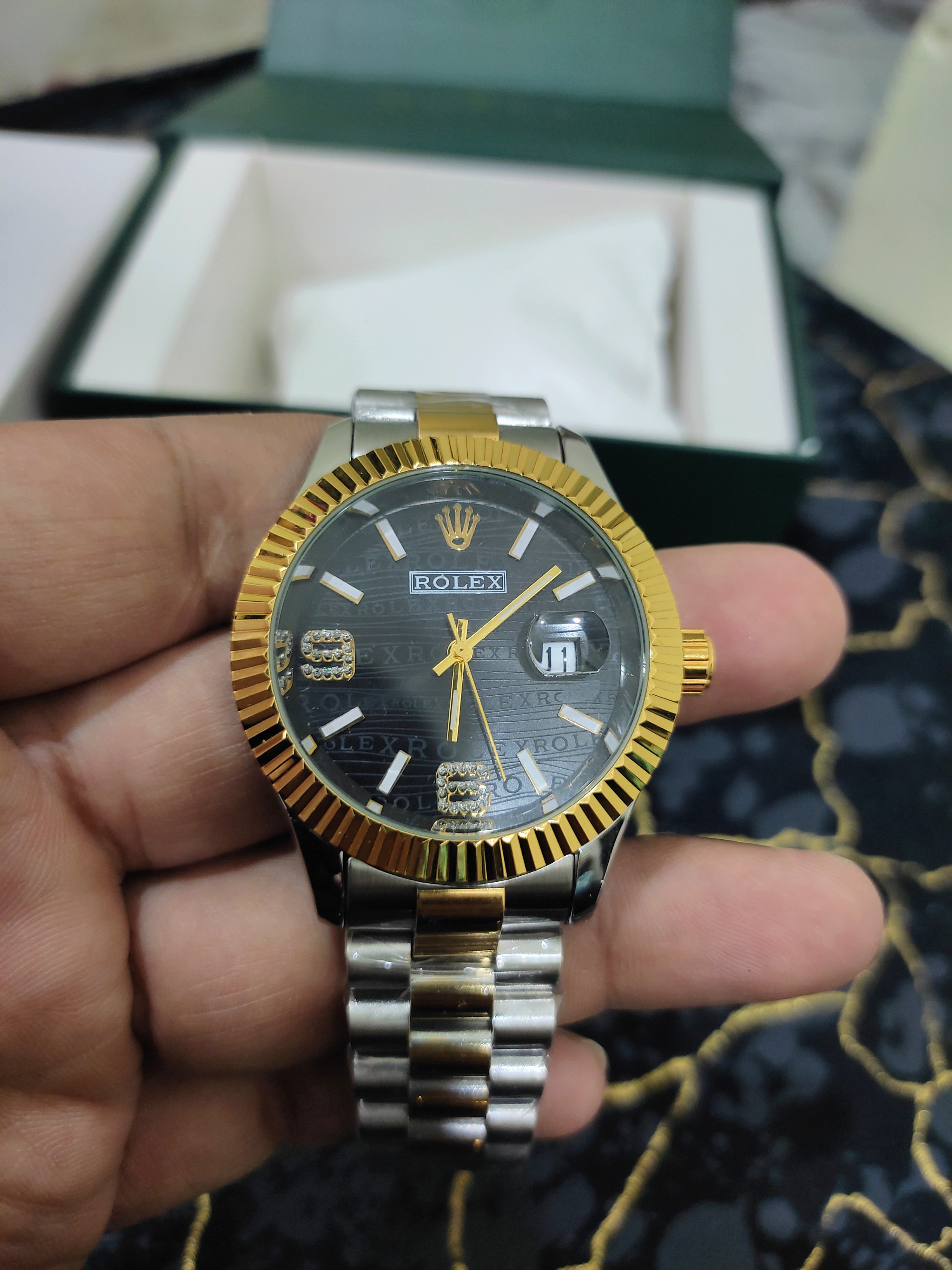 DialKing Diver Pro — Submariner Style Men's Watch | Premium Dive Watch | Pakistan