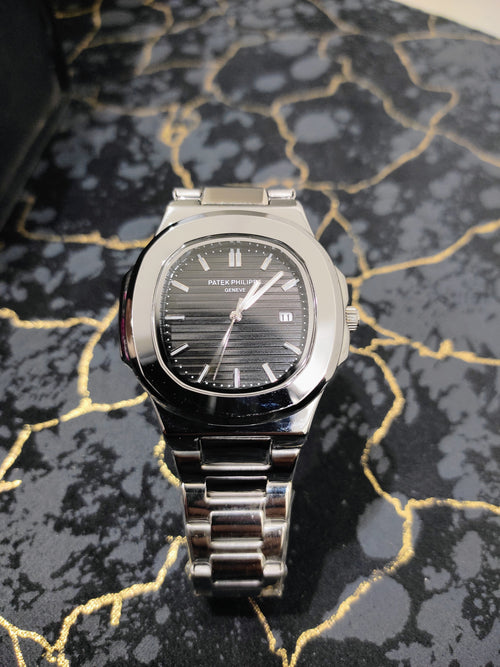 DialKing Atelier — Collector Grade Dress Watch | Exhibition Caseback | 21 Jewel Auto | Pakistan